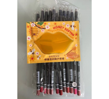 Набор из 12 карандашей для губ + патчи в подарок